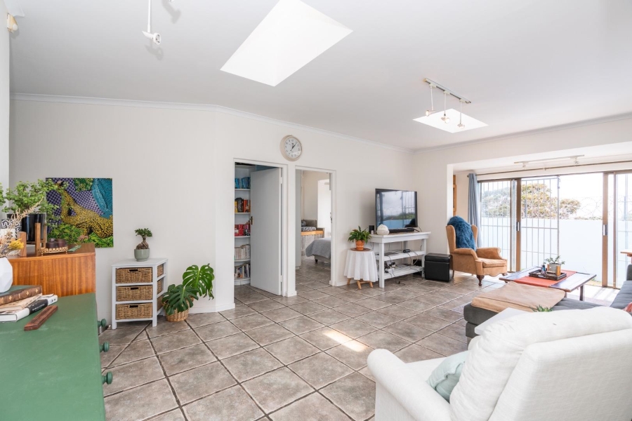 2 Bedroom Property for Sale in Woodstock Western Cape